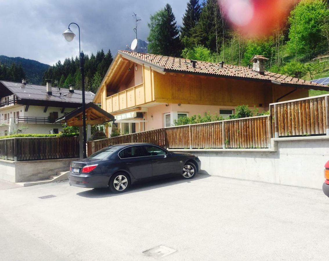 Pit Stop Cadore Valle di Cadore Bagian luar foto